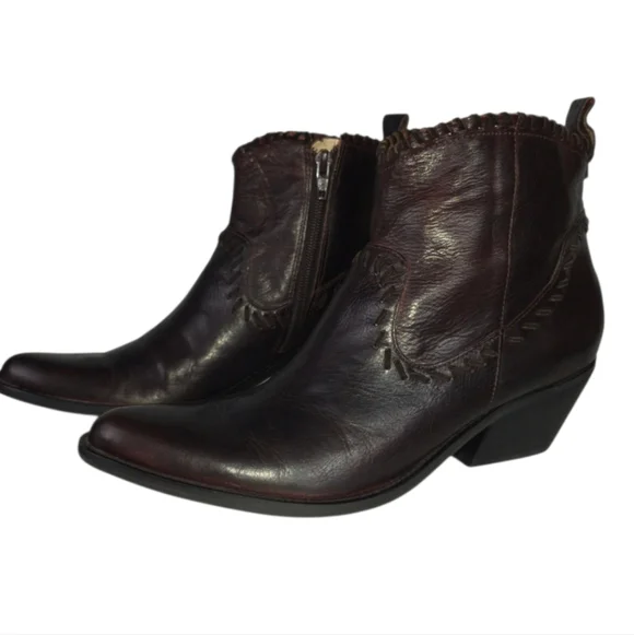 GIANNI BINI Leather Dandy Brown Western Style Booties size 7 - Picture 2 of 13